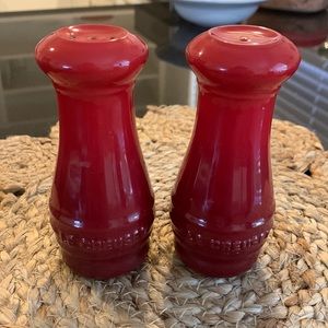 Le Creuset red salt and pepper shaker set